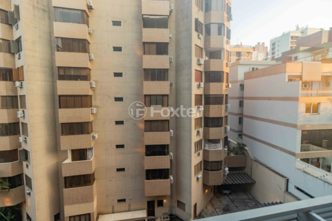 Image 5 - 879461