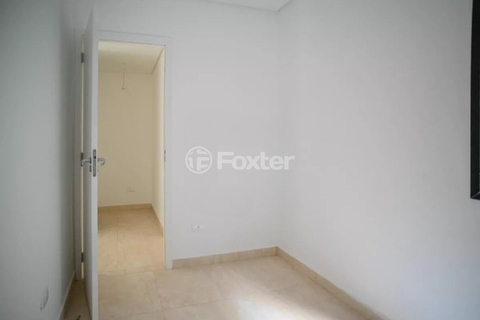 Image 7 - 879479