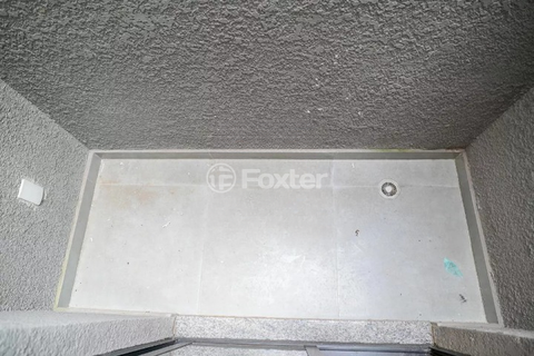 Image 9 - 879479