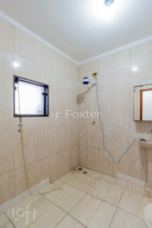 Image 7 - 879515