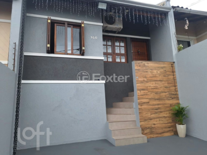 Image 9 - 879537