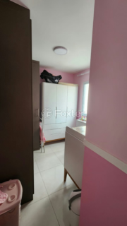 Image 7 - 879538