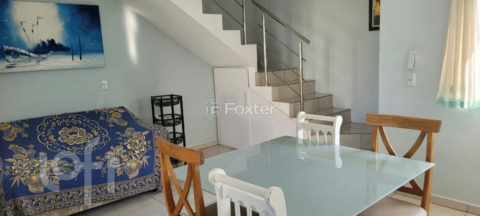 Image 3 - 879687