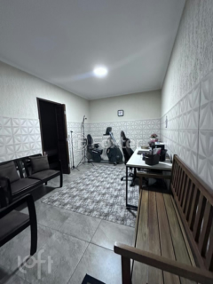 Image 17 - 879722