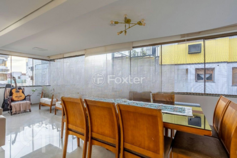 Image 3 - 879726