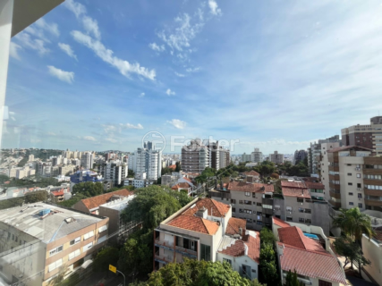Image 13 - 879853