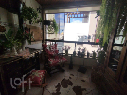 Image 1 - 879854