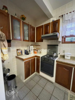 Image 9 - 879904