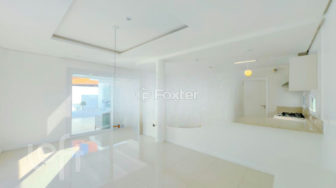 Image 7 - 879932
