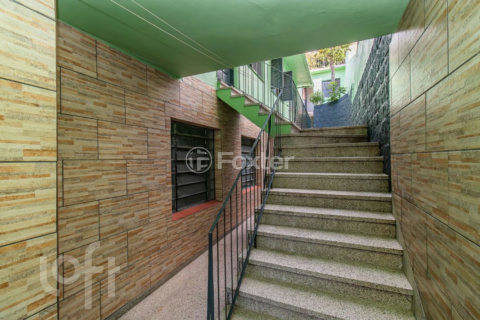 Image 3 - 880191