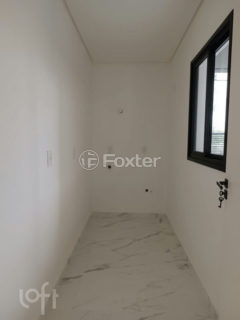 Image 3 - 880203