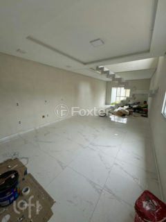 Image 1 - 880317