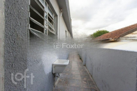 Image 17 - 880409