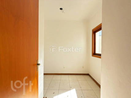 Image 21 - 880427