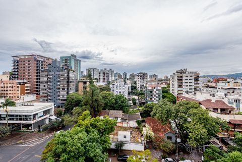 Image 29 - 880455