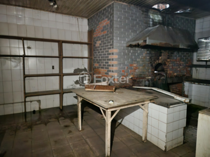 Image 4 - 880506