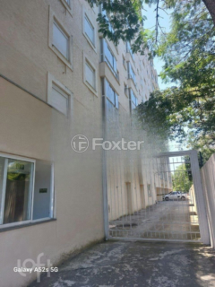 Image 32 - 880665