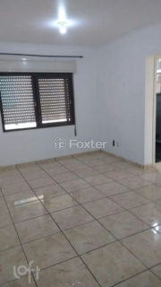 Image 7 - 880679