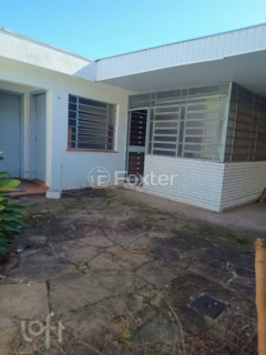 Image 8 - 880713