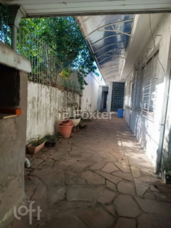 Image 9 - 880713