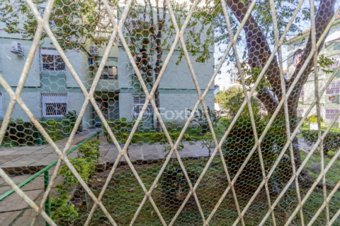 Image 2 - 880764