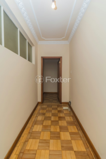 Image 8 - 880867
