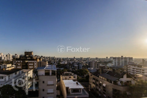 Image 3 - 881017