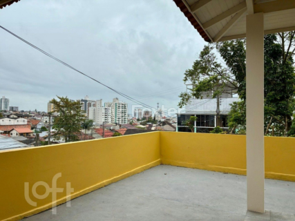 Image 30 - 881052