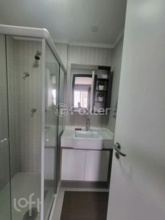 Image 8 - 881058