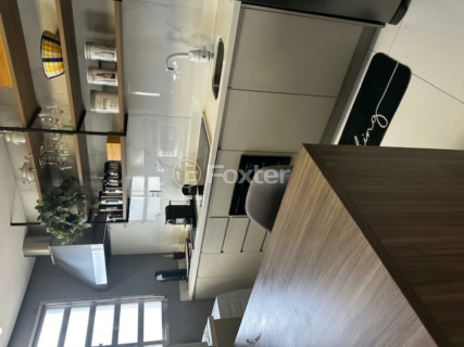 Image 0 - 881082