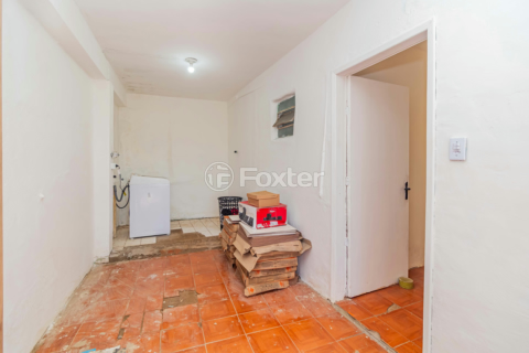 Image 8 - 881115