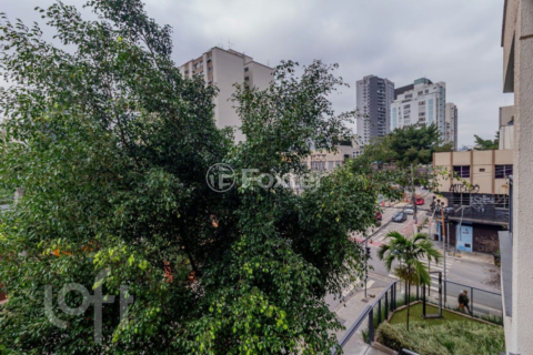 Image 13 - 881214