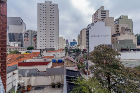 Image 11 - 881214