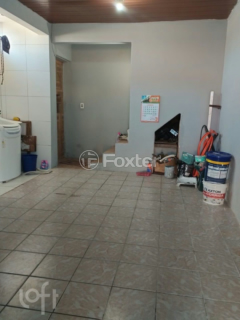 Image 7 - 881230