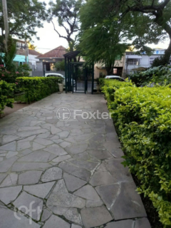 Image 4 - 881388