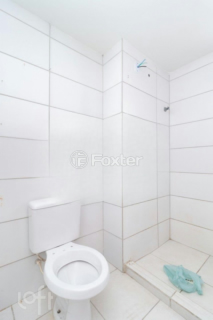 Image 8 - 881391