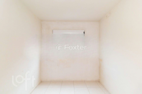 Image 6 - 881391
