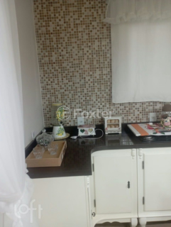 Image 11 - 881400
