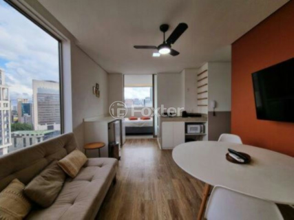 Image 3 - 881410
