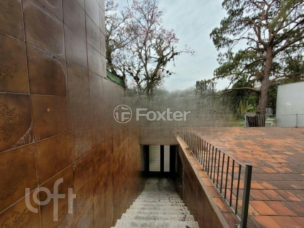 Image 5 - 881449