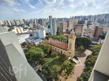 Image 28 - 881457
