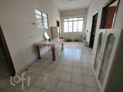 Image 1 - 881457