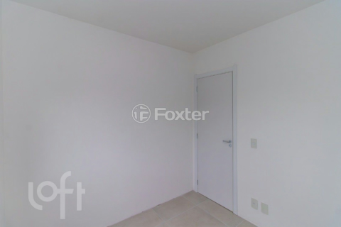 Image 10 - 881593