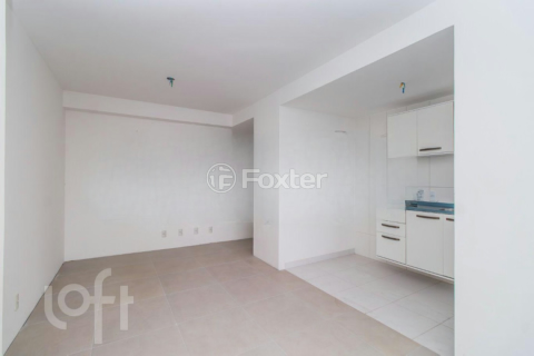Image 1 - 881593