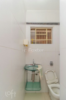 Image 7 - 881633