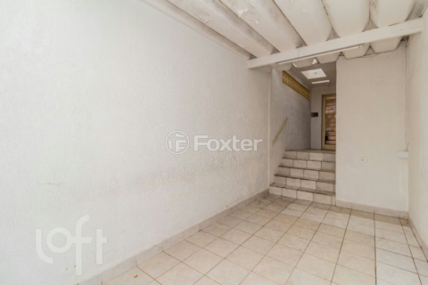 Image 46 - 881633