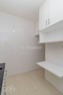 Image 10 - 881633