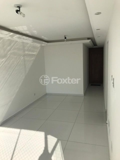 Image 3 - 881658