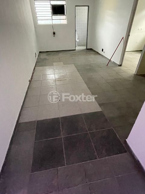 Image 9 - 881666