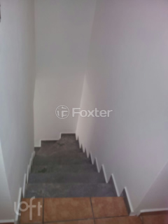 Image 4 - 881668